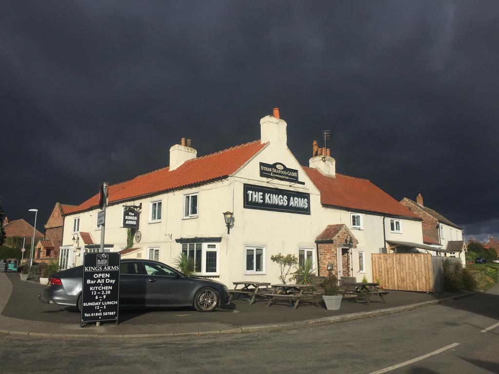 Kings Arms Hotel Thirsk Luaran gambar